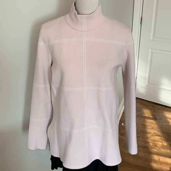 Pastel pink with white squares sweater and loose cowl for winter time! - Picture 1 of 6